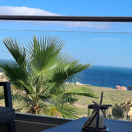 Seaside Serenity - Stylish Apartment With Spectacular Views Manilva Eksteriør billede